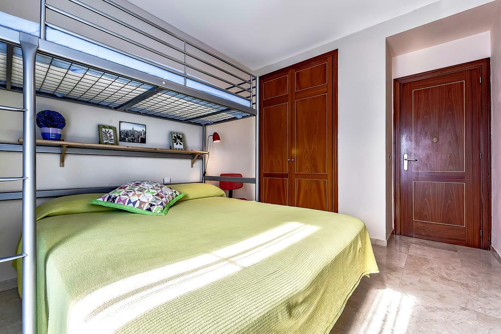 Beautiful House In Club De Mar Appartement Palm-mar Buitenkant foto